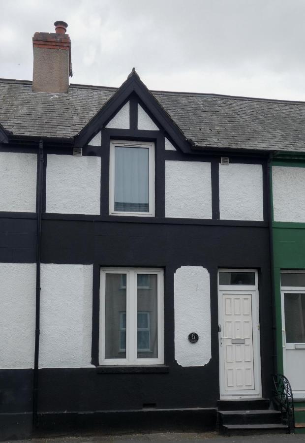 Madoc Brook Cottage Conwy Exterior photo